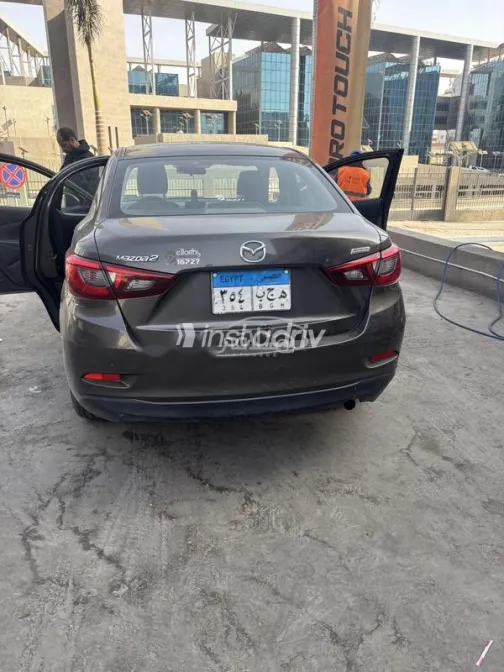 Mazda 2 2016 Mocha Used for Sale - 1