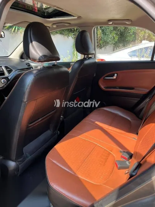 كيا بيكانتو 2017 أبيض مستعملة للبيع - 7