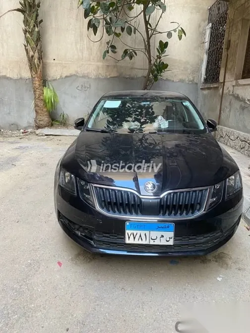 سكودا اوكتافيا 2019 أسود مستعملة للبيع - 1