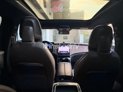 Mercedes E 350 2024 White Used for Sale - 9