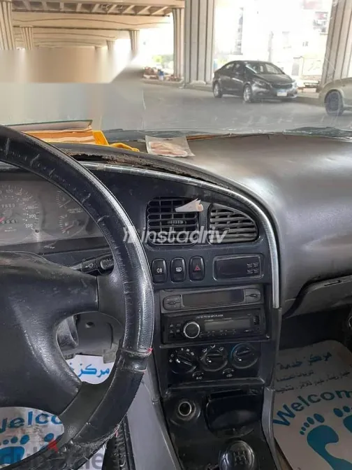 Kia Shuma 2000 Gold Used for Sale - 1