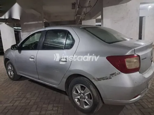 رينو لوجان 2015 فضي مستعملة للبيع - 9