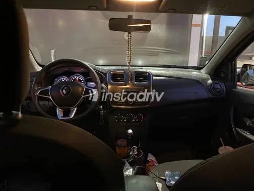رينو لوجان 2020 ذهبي مستعملة للبيع - 4