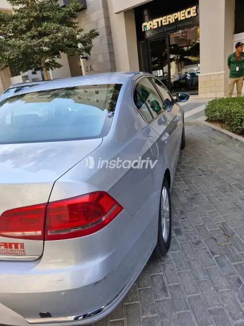 فولكس فاغن باسات 2013 أبيض مستعملة للبيع - 5