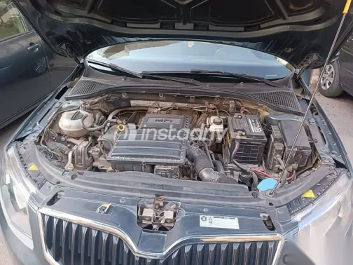 سكودا اوكتافيا 2015 أبيض مستعملة للبيع - 7