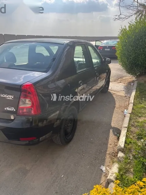 رينو لوجان 2014 أسود مستعملة للبيع - 8