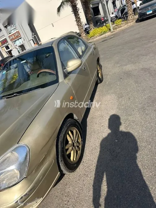 دايو نوبيرا 1999 ذهبي مستعملة للبيع - 2