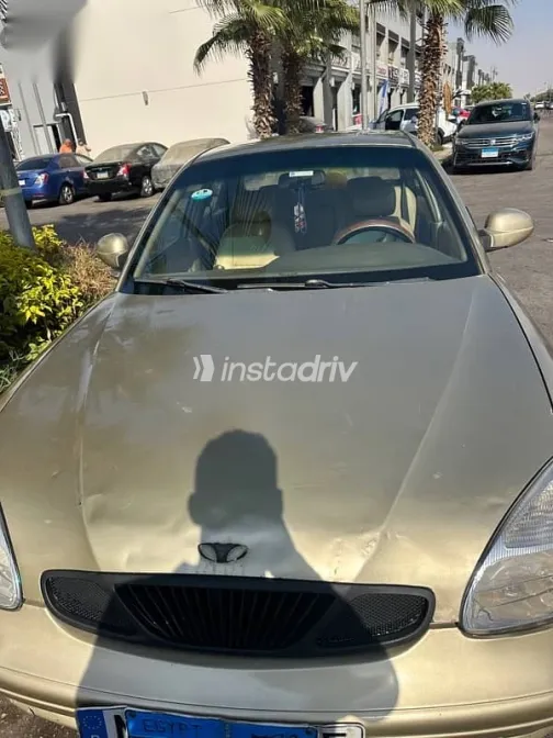 دايو نوبيرا 1999 ذهبي مستعملة للبيع - 3