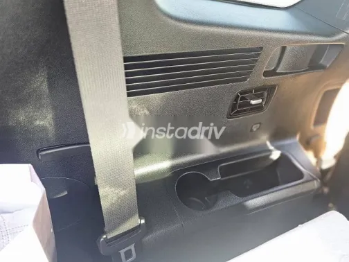 Kia Sorento 2023 White Used for Sale - 4