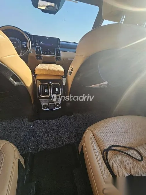 Kia Sorento 2023 White Used for Sale - 7