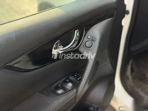 نيسان قشقاي 2017 أبيض مستعملة للبيع - 5