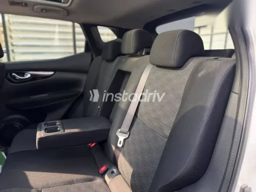 نيسان قشقاي 2017 أبيض مستعملة للبيع - 7