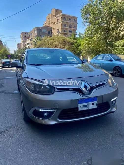 رينو فلوانس 2016 ذهبي مستعملة للبيع - 4