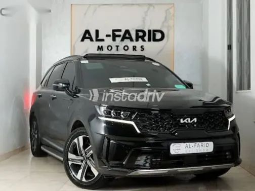 كيا سورينتو 2023 أسود جديدة للبيع - 2