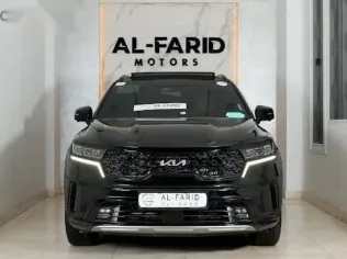 كيا سورينتو 2023 أسود جديدة للبيع