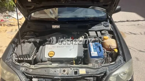 اوبل أسترا 2001 أسود مستعملة للبيع - 7