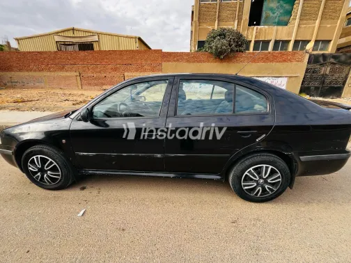 سكودا اوكتافيا A4 2009 أبيض مستعملة للبيع - 1