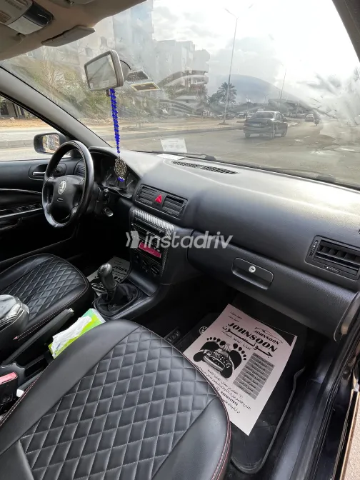 سكودا اوكتافيا A4 2009 أبيض مستعملة للبيع - 2