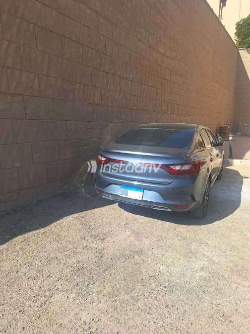 رينو ميجان 2022 أبيض مستعملة للبيع - 5