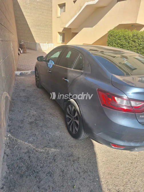 رينو ميجان 2022 أبيض مستعملة للبيع - 6