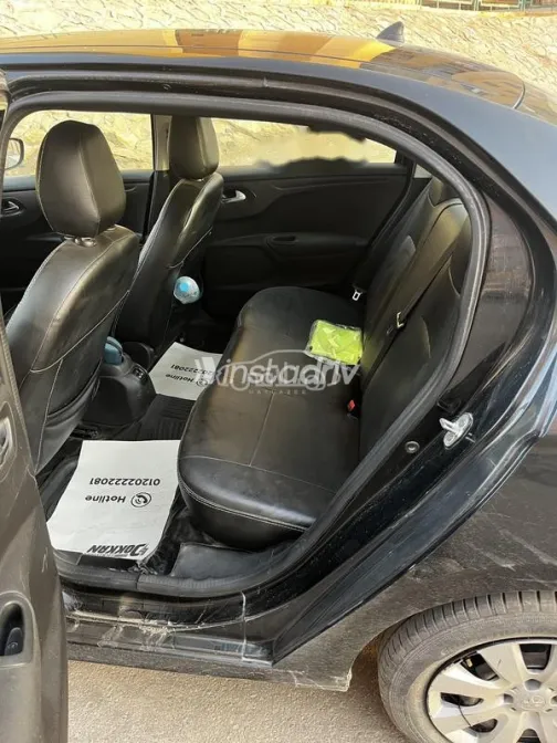 بيجو 301 2016 أسود مستعملة للبيع - 5