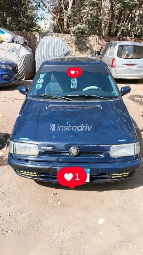 سكودا فيليشيا 1996 أزرق غامق مستعملة للبيع - 1