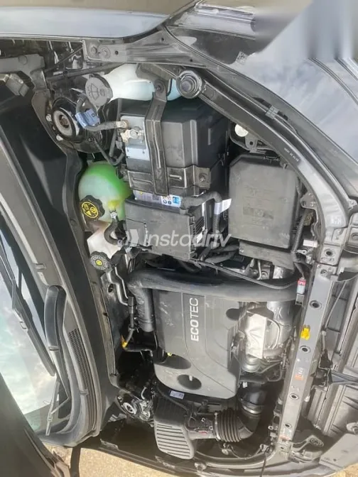 Chevrolet Equinox 2022 Black Used for Sale - 3