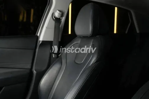 هيونداي إلنترا 2025 رمادي جديدة للبيع - 8