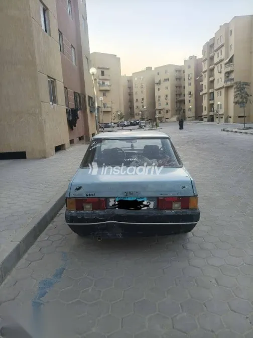 فيات ريجاتا 1985 أزرق غامق مستعملة للبيع - 2