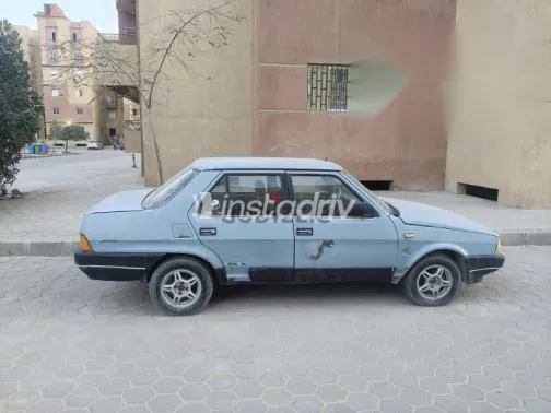 فيات ريجاتا 1985 أزرق غامق مستعملة للبيع - 3