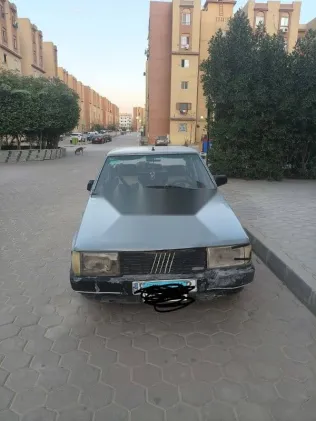 فيات ريجاتا 1985 أزرق غامق مستعملة للبيع