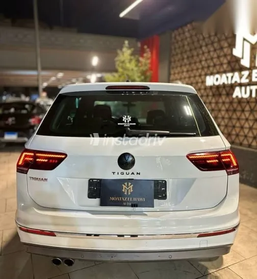 فولكس فاغن تيجون 2020 أبيض مستعملة للبيع - 2