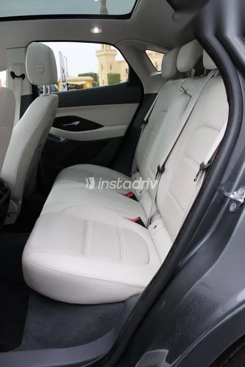 جاكوار E-pace 2019 رمادي مستعملة للبيع - 4