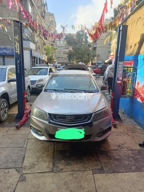 جيلي امبريال 2019 أبيض مستعملة للبيع - 4