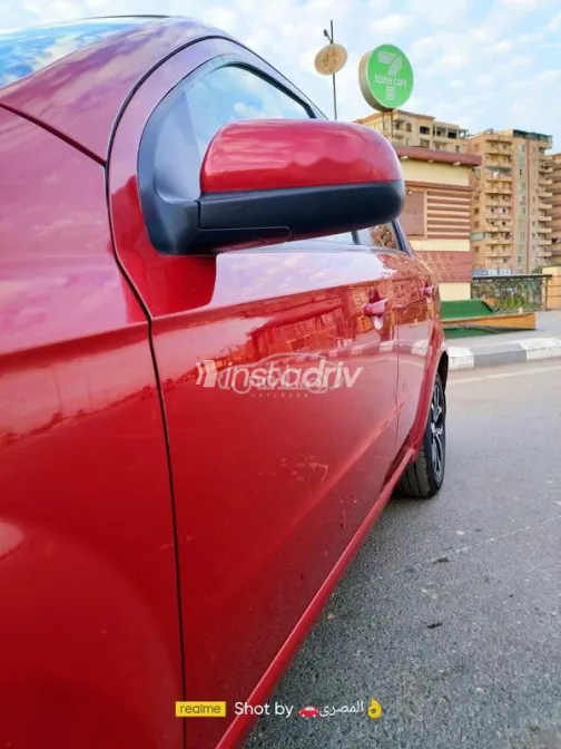 شيفروليه افيو 2014 أحمر غامق مستعملة للبيع - 4