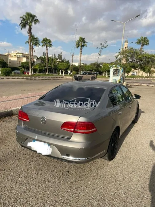 Volkswagen Passat 2015 Beige Used for Sale - 2