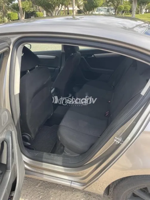 Volkswagen Passat 2015 Beige Used for Sale - 3