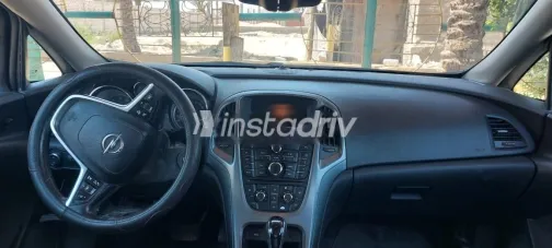 اوبل أسترا 2016 أبيض مستعملة للبيع - 3