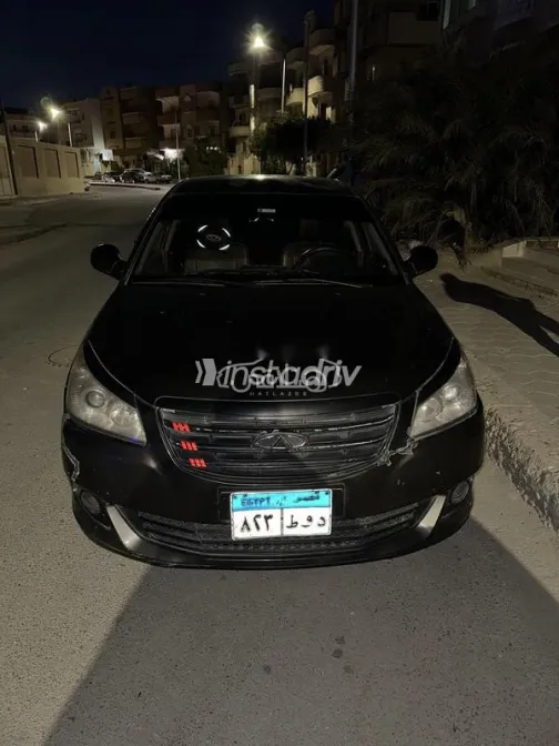 شيرى انفى 2018 بني مستعملة للبيع - 1