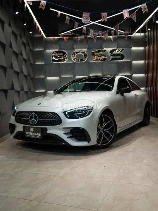 Mercedes E 200 2021 White Used for Sale - 4