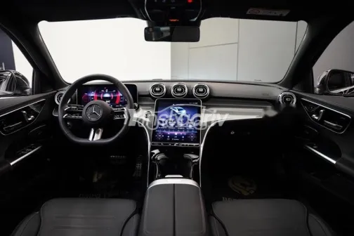 مرسيدس C 200 2025 أسود مستعملة للبيع - 4