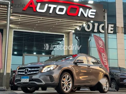 Mercedes GLA 2020 Gray Used for Sale - 2
