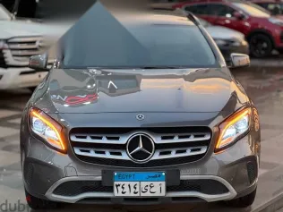 مرسيدس GLA 2020 رمادي مستعملة للبيع
