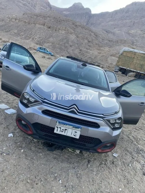 سيتروين C4X 2024 أبيض مستعملة للبيع - 1