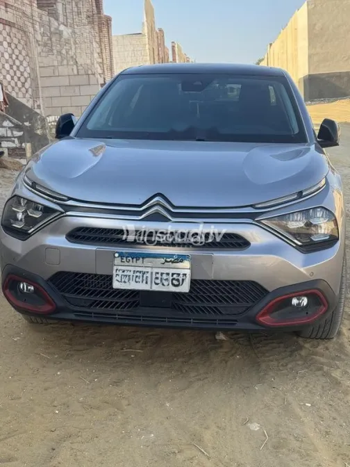 سيتروين C4X 2024 أبيض مستعملة للبيع - 3