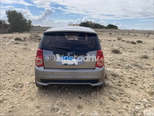 كيا بيكانتو 2011 رمادي مستعملة للبيع - 2