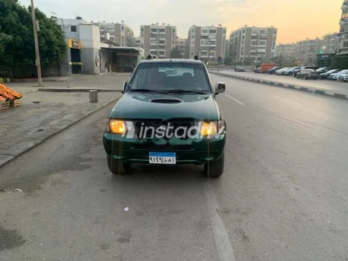 نيسان تورينو 2001 زيتي مستعملة للبيع - 1