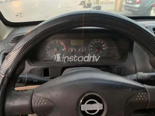 نيسان تورينو 2001 زيتي مستعملة للبيع - 3