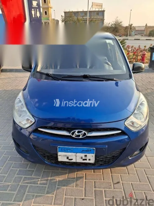 هيونداي I10 2012 أزرق غامق مستعملة للبيع - 4