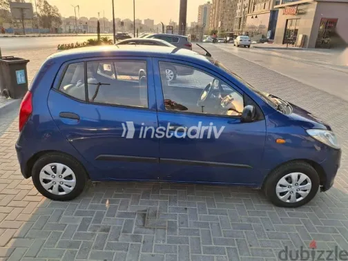 هيونداي I10 2012 أزرق غامق مستعملة للبيع - 10